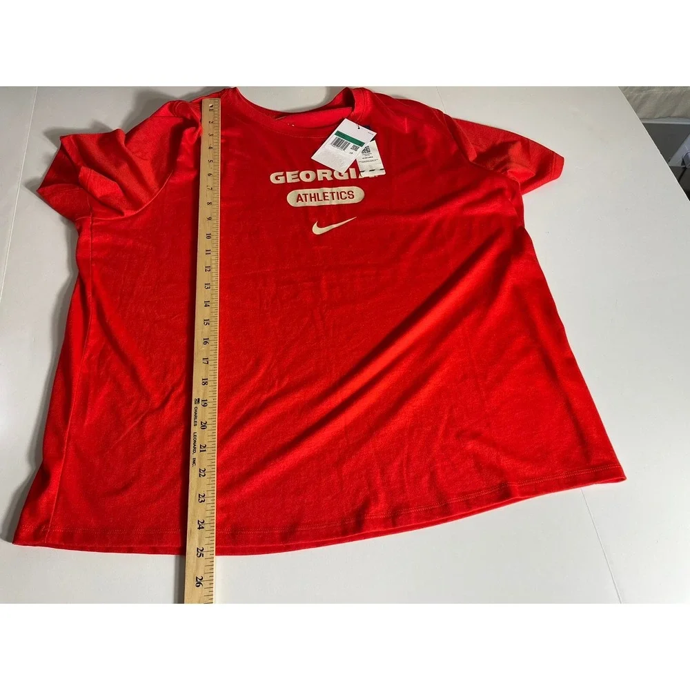 Nike Women's Georgia Bulldogs Red University Athletics Pill Swoosh T-Shirt XL